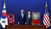 South Korea Presents Trump with Stunning Replica of Ancient Golden Crown - A Symbolic Diplomatic Gesture