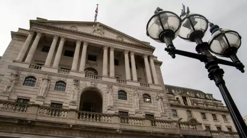 Bank of England Holds Interest Rates Steady at 5.25% - What This Means for UK Economy