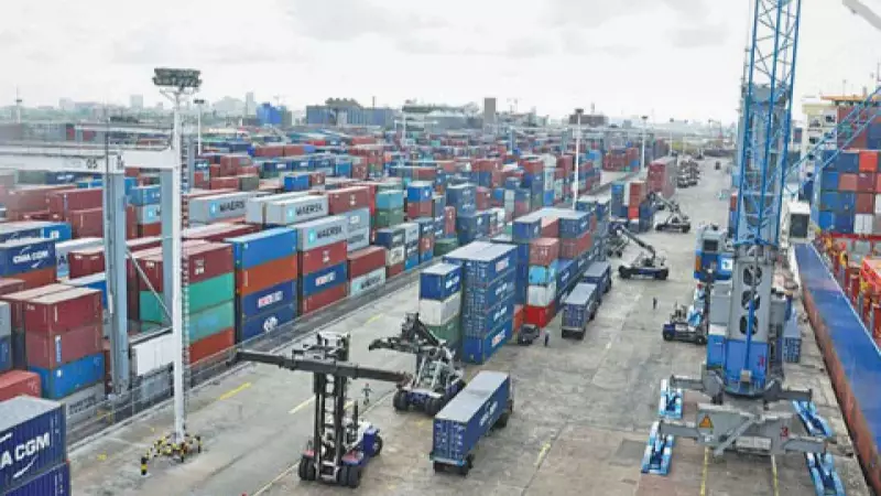 Customs Agents Warn of Cargo Delays as Ember Months Imports Surge