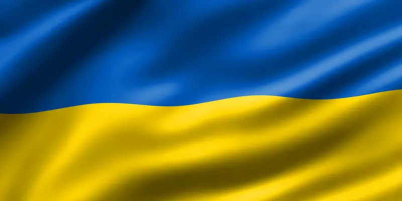 Russia, Ukraine Exchange Deadly Strikes as Trump's Peace Plan Faces Scrutiny