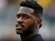 Antonio Brown in Court for Attempted Murder Charge, Agrees to Florida Transfer