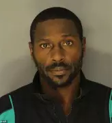 Breaking: Antonio Brown Extradited from Dubai to Face Attempted Murder Charges in Florida