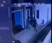 CCTV Shows Armed Robbers Fleeing After Homeowner's Gunshot