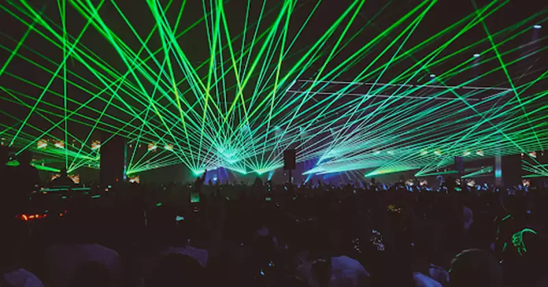 10 Street-Smart Tips to Protect Your Belongings This Detty December