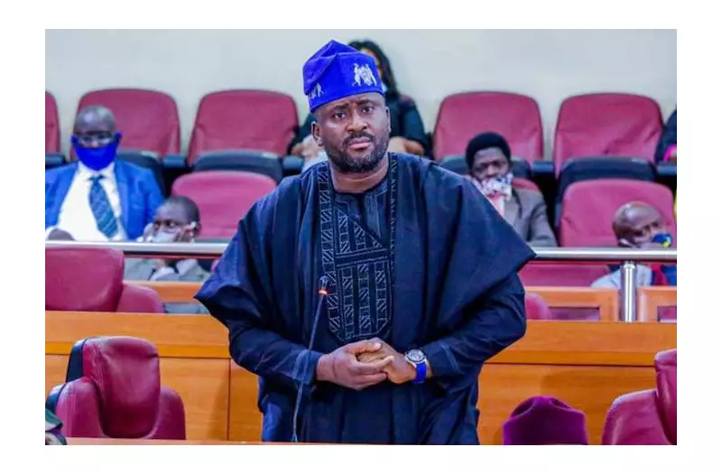 Desmond Elliot's 'Santa on the Street' Spreads Yuletide Cheer in Surulere