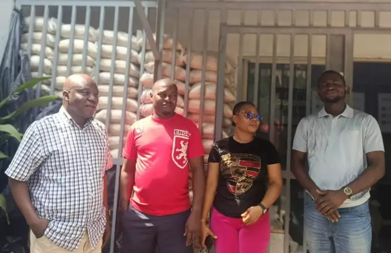 ECOVIS OUC Distributes 500+ Rice Bags, N5,000 Cash to Apapa Residents