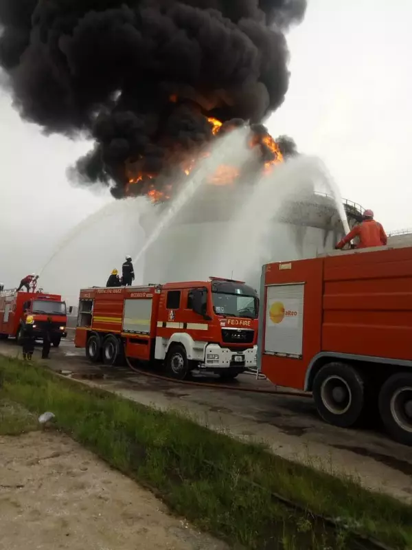 Fire Destroys Six Rooms in Ibadan Building, Swift Response Averts Major Disaster