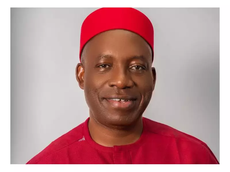 HELLO Energy Lights Up Onitsha's Fegge Roundabout for Christmas 2025