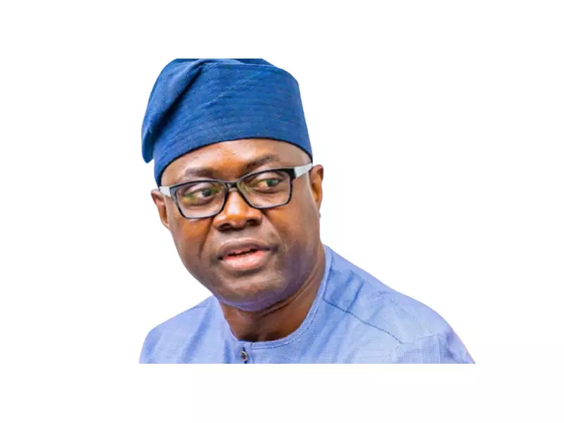 Makinde Vows to Strengthen Oyo Security, Commissions Police Area Command