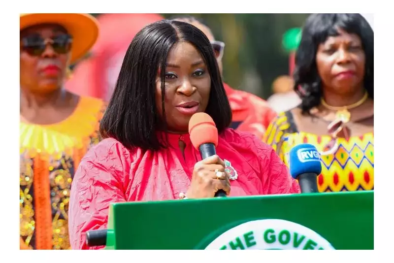 Rivers First Lady Valerie Fubara Gifts Christmas Babies at RSUTH