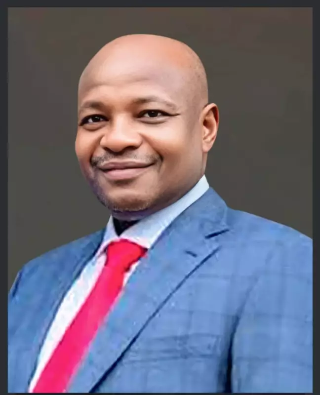 Tinubu Praises DSS DG Ajayi for IPI Press Freedom Award