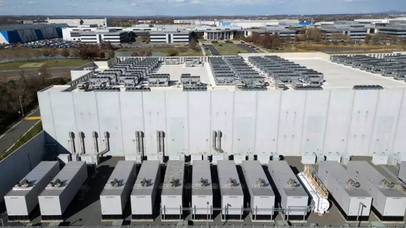 US Economy Shows Solid 3.2% Growth in Q3 2025 Amid AI Boom, Fed Rate Cuts