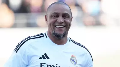 Roberto Carlos, 52, Undergoes Emergency Heart Surgery in Brazil