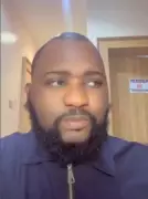 Man Discovers Lady Visiting Him in Asaba Also Booked 4 Other Men After Checking Her Phone