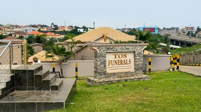 Anthony Joshua Pays Final Respects to Late Friends at Lagos Funeral Home