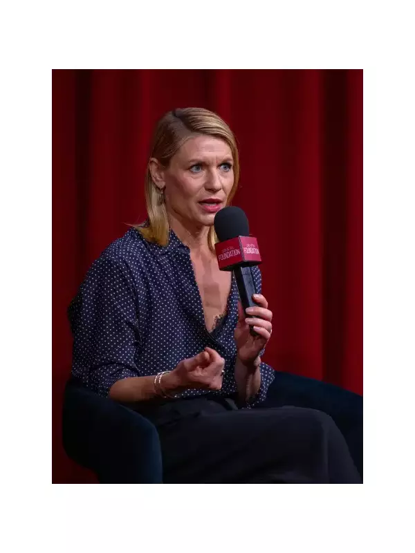 Claire Danes Reveals Emotional 'Meltdown' Over Surprise Pregnancy at 44