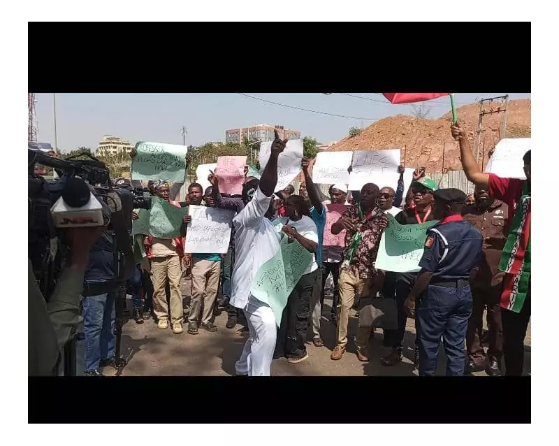LP Members Storm INEC Abuja, Demand Inclusion in FCT Council Polls