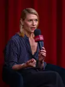 Claire Danes Reveals Emotional 'Meltdown' Over Surprise Pregnancy at 44