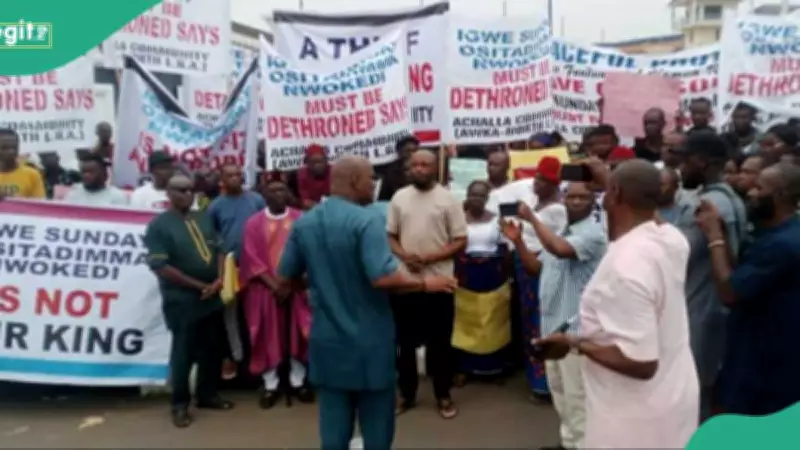 Anambra Residents Storm Government House Over Insecurity, Accuse Monarch of Complicity