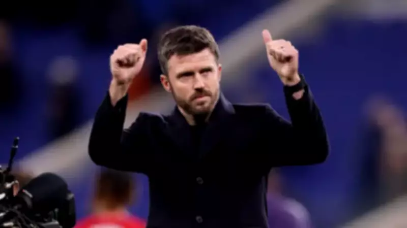 Gary Neville Warns Man United Against Appointing Carrick Despite Unbeaten Run