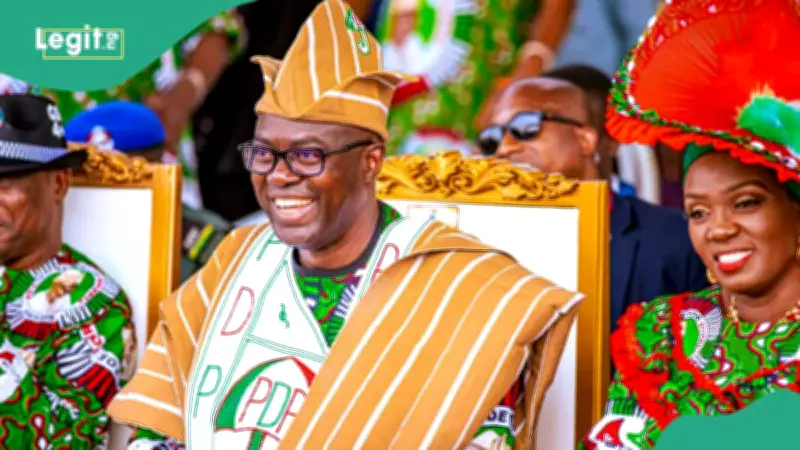 Governor Seyi Makinde's Kiss Rejection Sparks Public Debate on PDA in Nigerian Politics