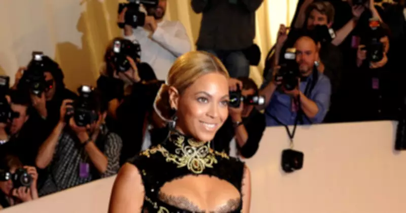 Met Gala 2026 Theme 'Fashion Is Art' Unveiled with Bold Exhibition