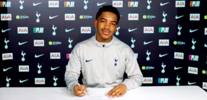 Nigerian Forward Elisha Sowunmi Joins Tottenham Hotspur from West Ham United