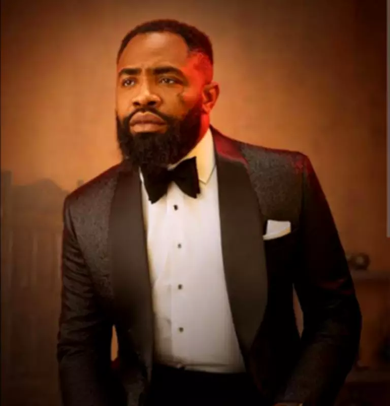 Comedian Woli Arole Recounts Near-Scam Experience Over Jeep Gift in Togo