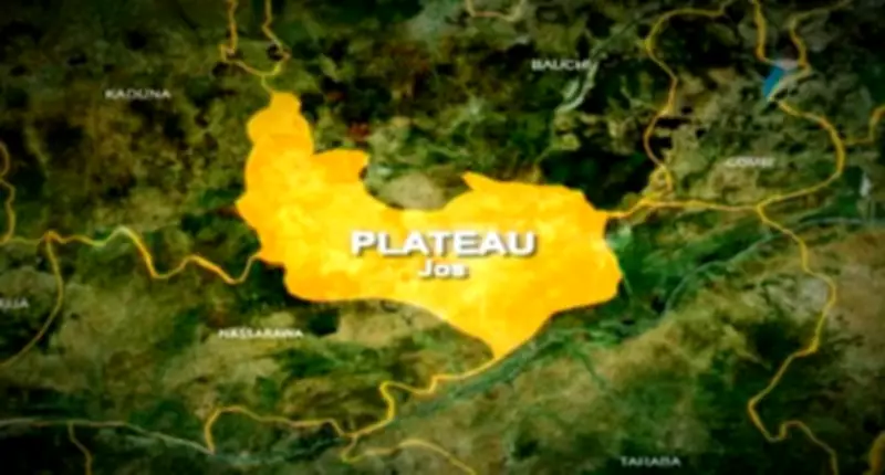 Mob Justice in Plateau: Suspected Phone Thief Set Ablaze in Jos Community