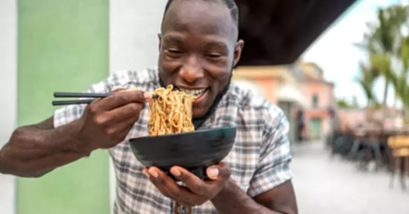 Nutrition Experts Warn: Regular Instant Noodle Consumption Poses Health Risks