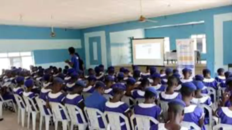 Chemical Odour Triggers Panic at Ijebu Ode School, 30 Students Hospitalized
