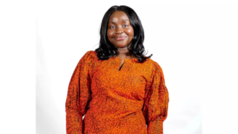 Esther Odesola's Charismatic Live Performance Blends Scat Singing and Worship