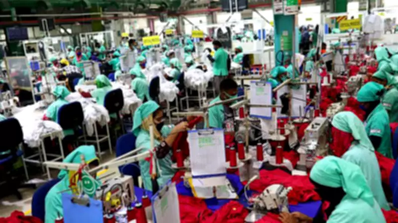 FG Backs Garment Exports as Firm Launches Factory in Abuja