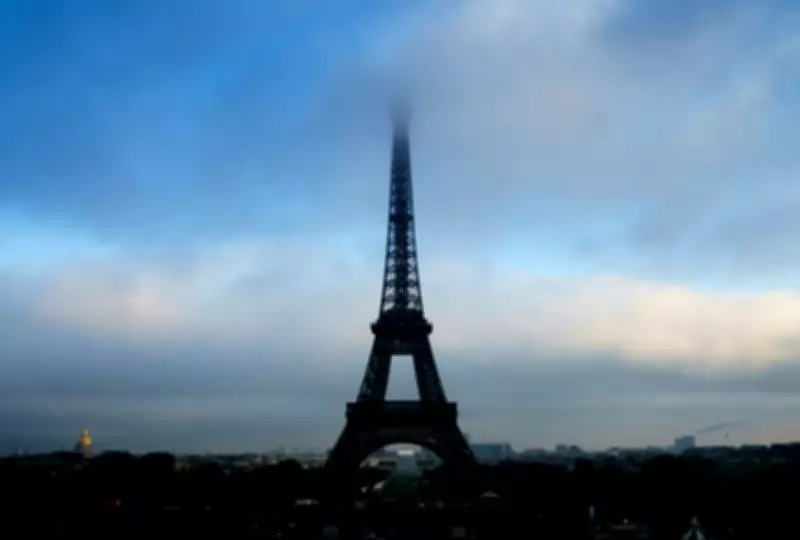 French Economy Records Zero Growth in Q1, Surprising Analysts