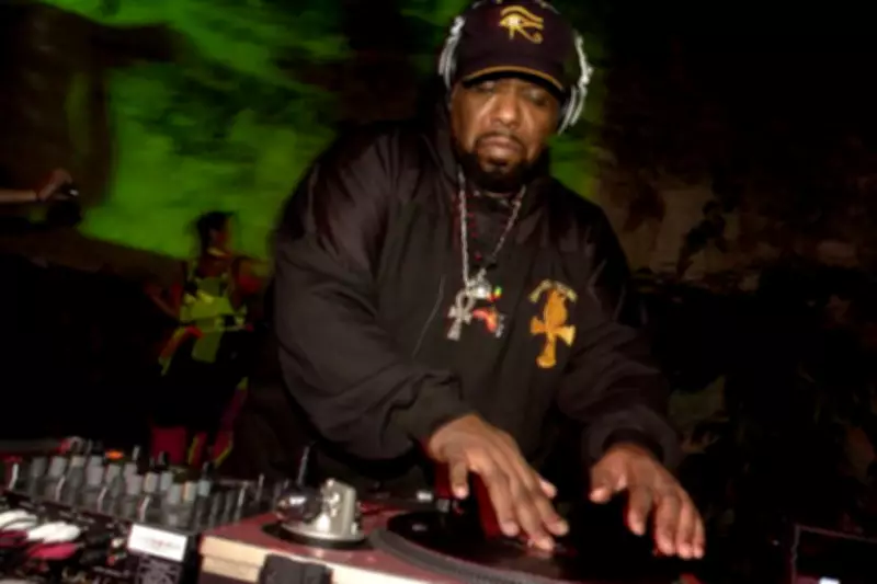 Hip-Hop Pioneer Afrika Bambaataa Dies at 67 After Cancer Battle