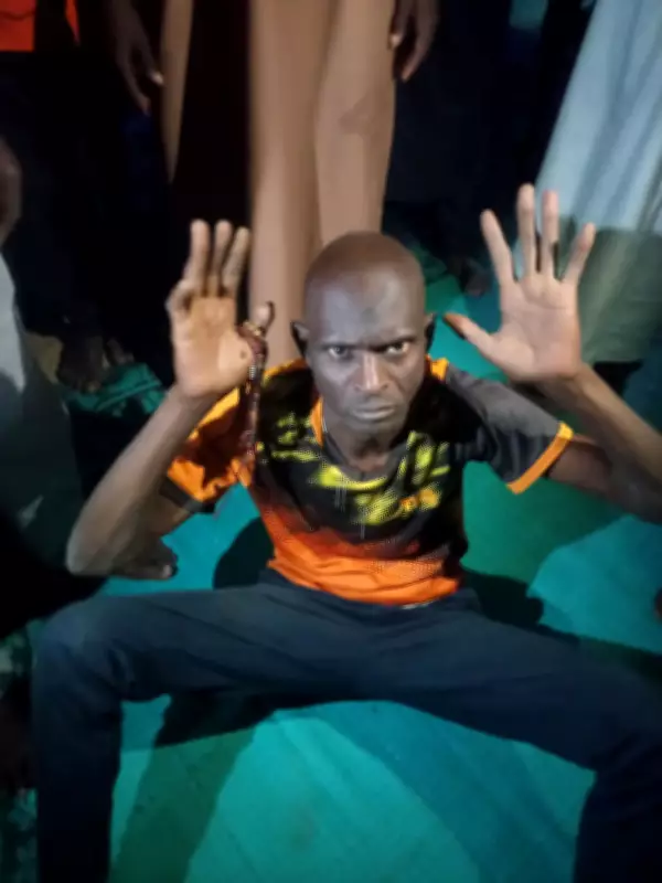 Jigawa Man Arrested for Alleged Mosque Shoe Theft During Prayer