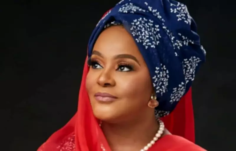 Kwara Female Governorship Aspirant Breaks Down in Tears Remembering Late Sister