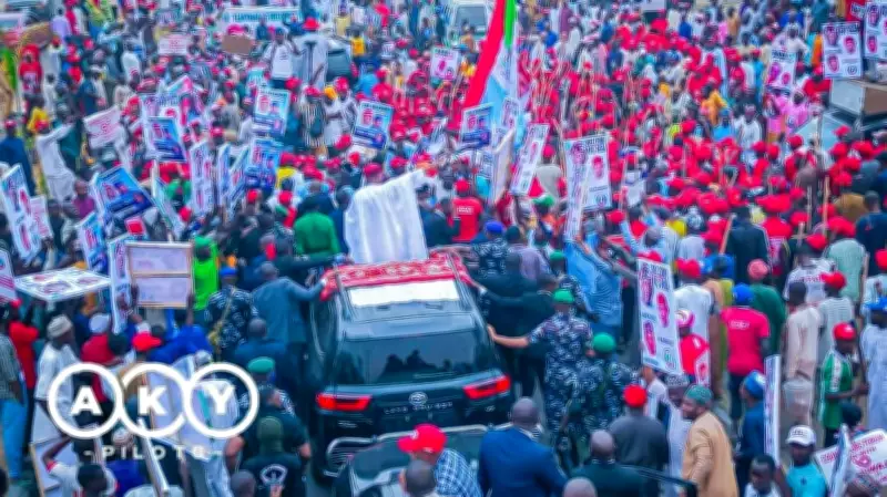 Massive Crowd Welcomes Governor Yusuf in Kano After APC Convention