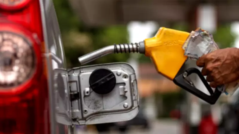 Nigeria Raises Crude Prices as Oil Glut Fears Grow, Dangote Hikes Petrol