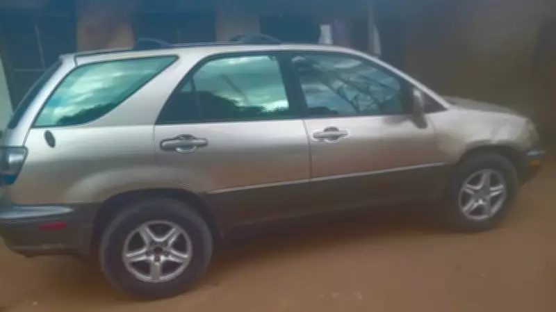 Ogun Police Arrest Man with Exhumed Human Parts, Foil Car Theft Operation