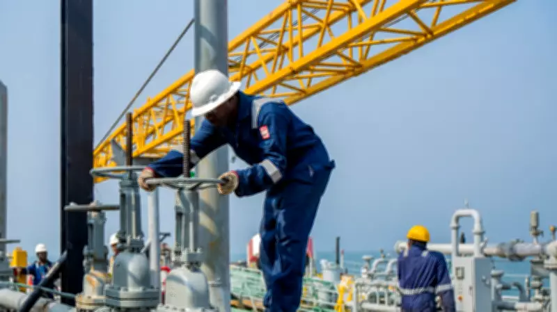 Oil Prices Surge as Iran Re-Closes Strait of Hormuz Amid U.S. Blockade