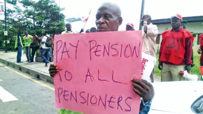 Police Pensioners Protest at Presidential Villa Over Welfare and Pension Scheme