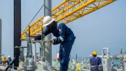 Oil Prices Surge as Iran Re-Closes Strait of Hormuz Amid U.S. Blockade