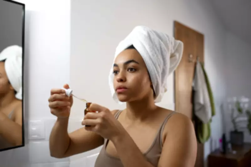 10 Natural Beauty Habits to Help Women Look Younger