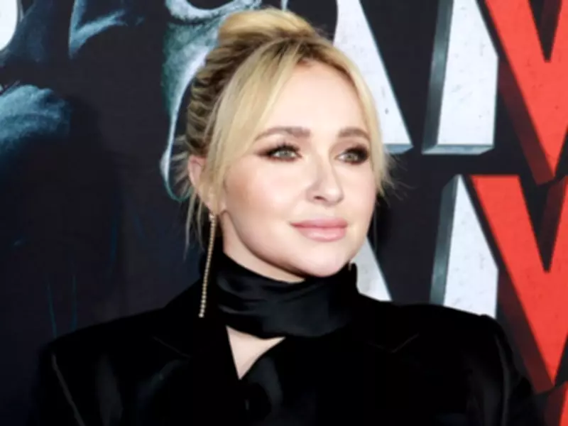 Hayden Panettiere Alleges Oscar Winner Exposed Himself to Her at Party