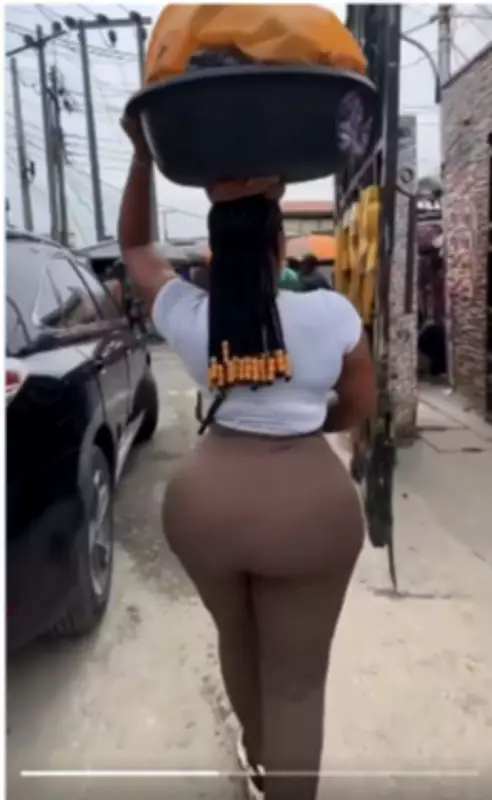 Lady Hawking Pure Water With Big Backside Sparks Reactions Online