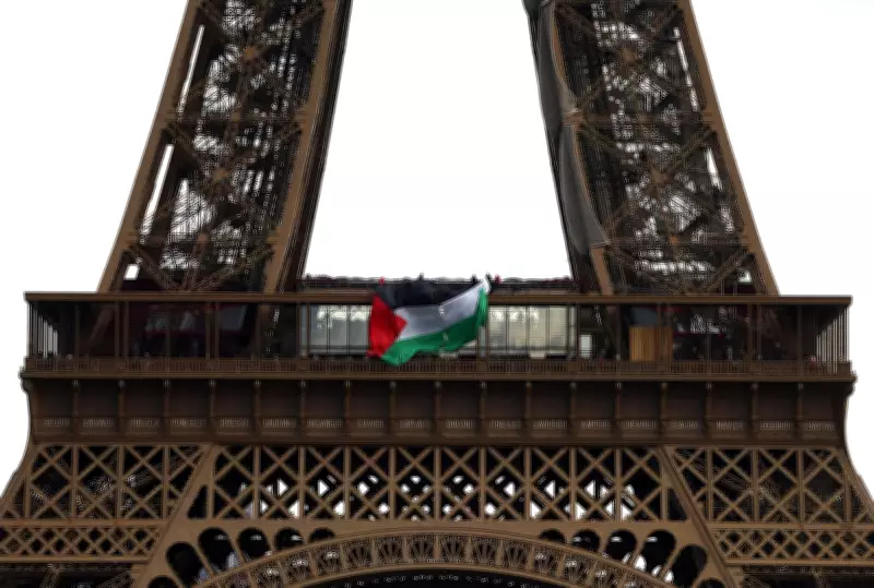 Six Arrested in France for Hanging Palestinian Flag on Eiffel Tower