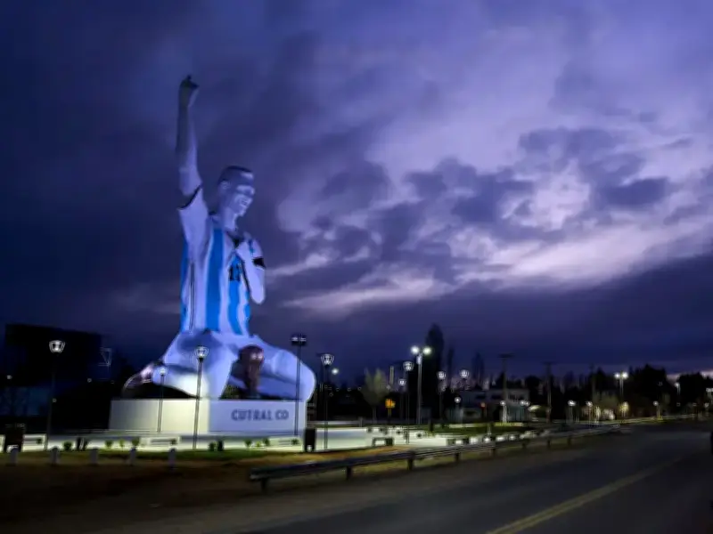Argentina Unveils Giant 85ft Statue of Lionel Messi in Patagonia