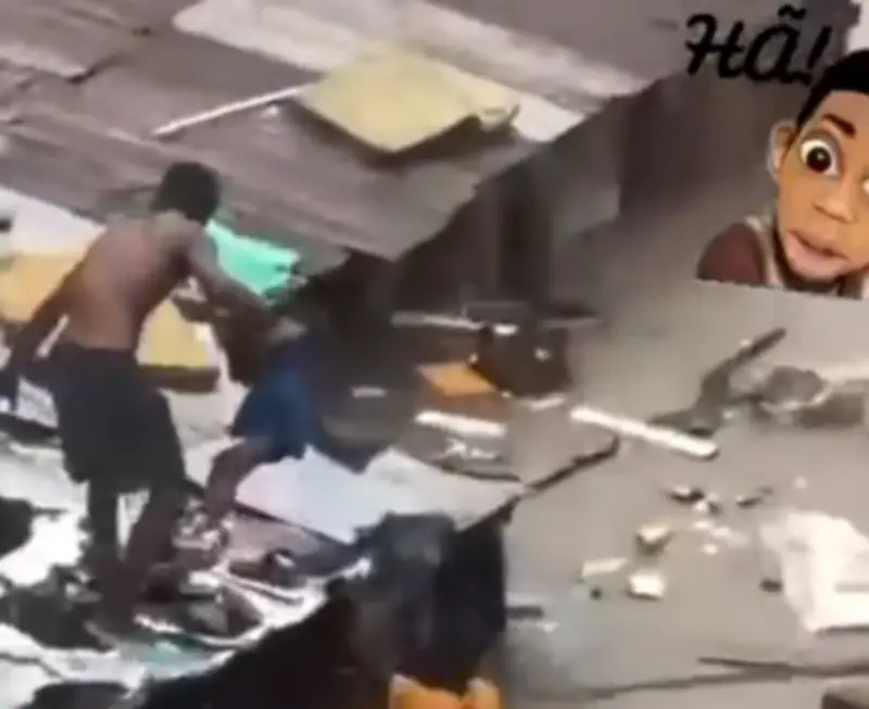Brave Residents Rescue Four Children from Flooded House in Viral Video