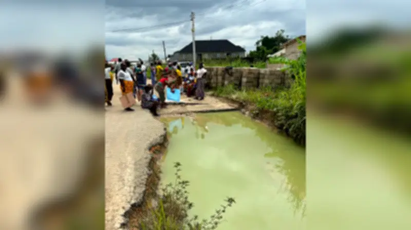 Delta community protests dilapidated Orhuwhorun-Owhrode road, seeks Oborevwori's intervention